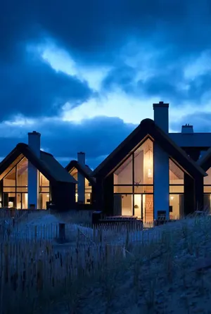 Hvidbjerg Strand Camping Resort Strandhotel Villaer Aften